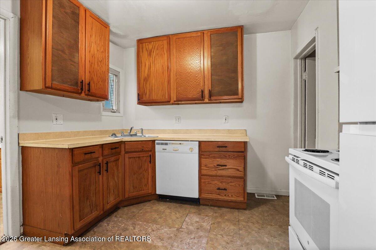 Kitchen at 1818 S Washington Avenue
